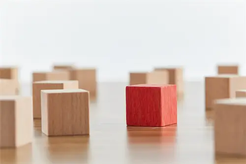 优雅的以及含义男